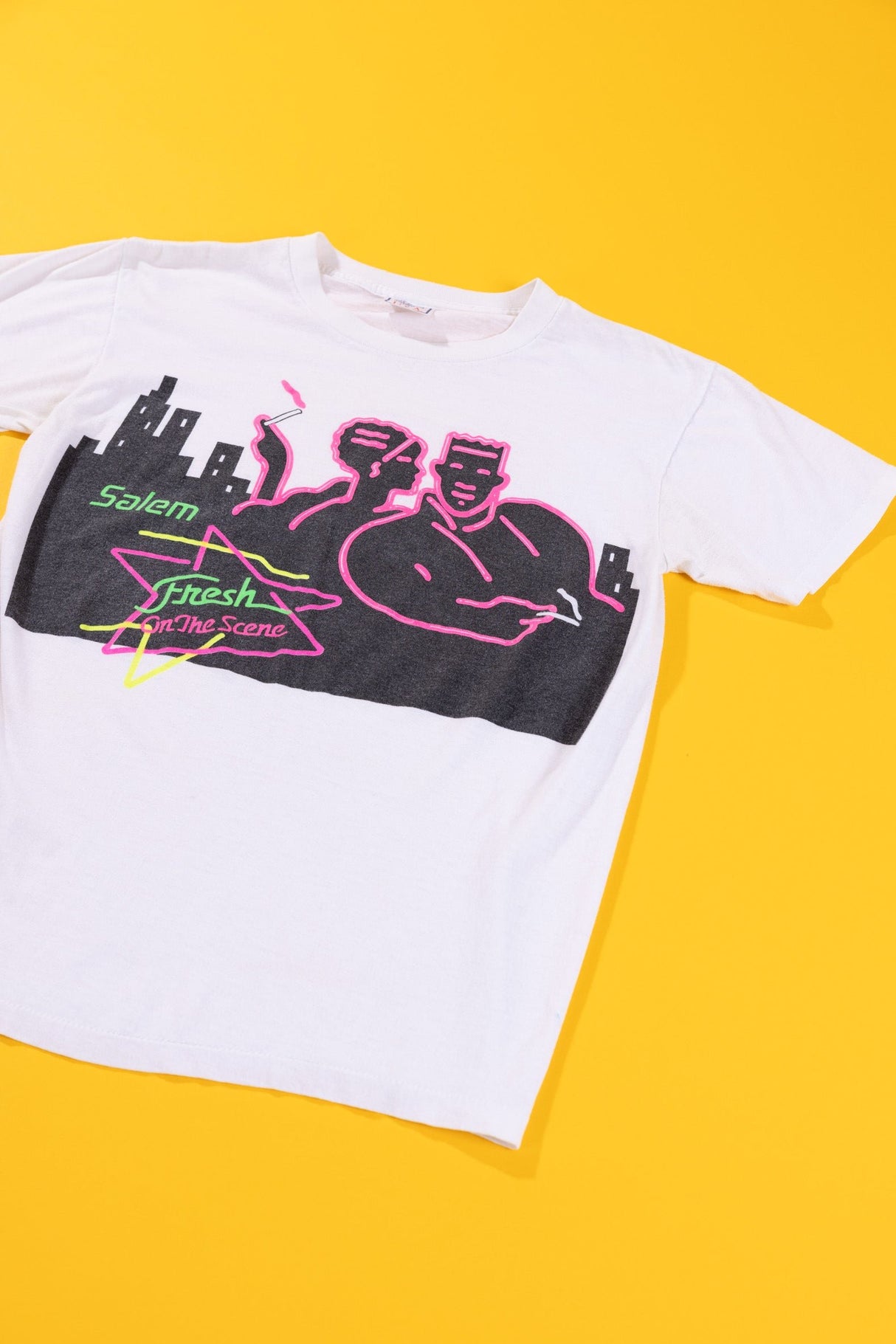 Vintage 90s Salem Cigarettes Fresh On The Scene T-shirt