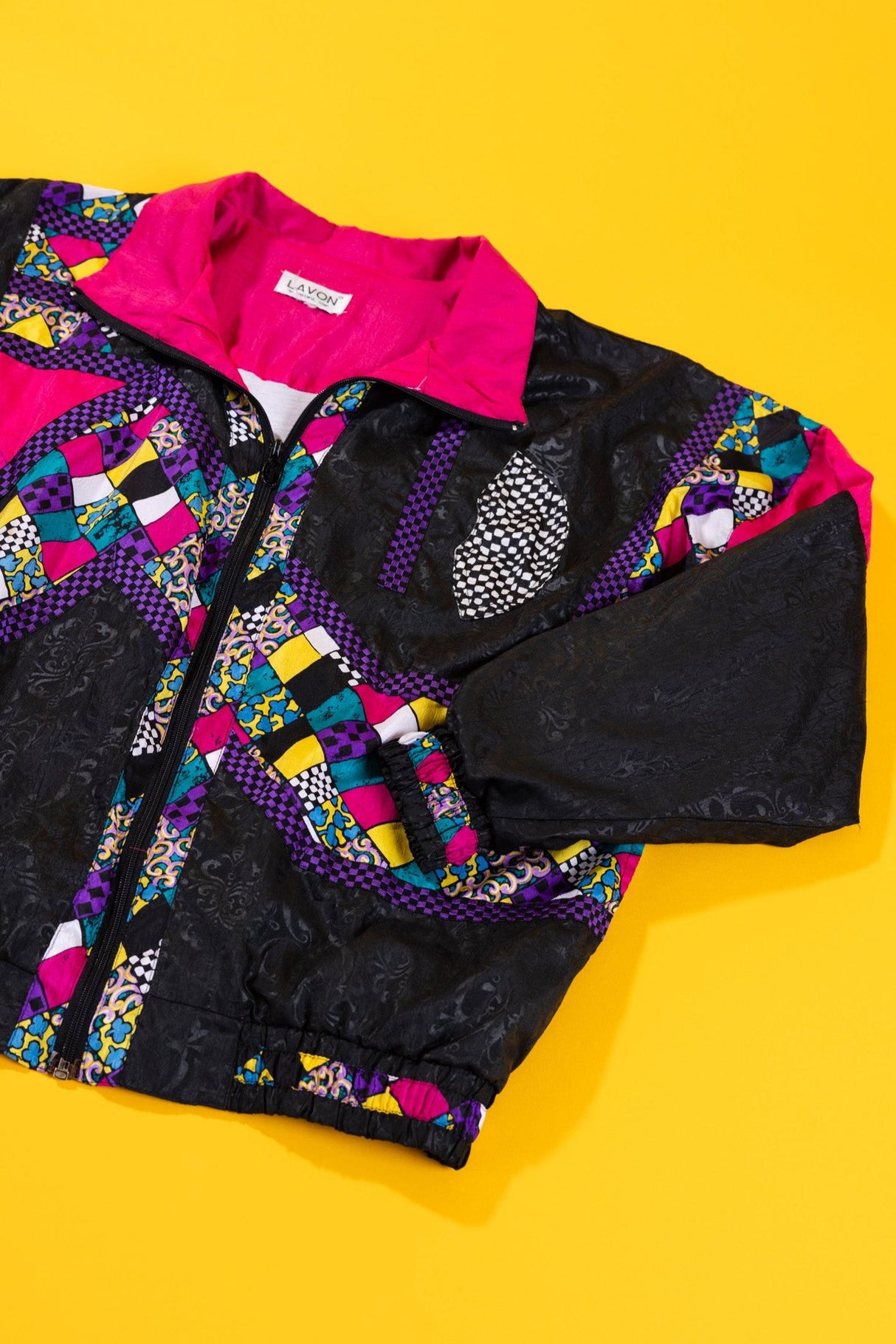 Vintage 90s Lavon Windbreaker (Black/Pink)