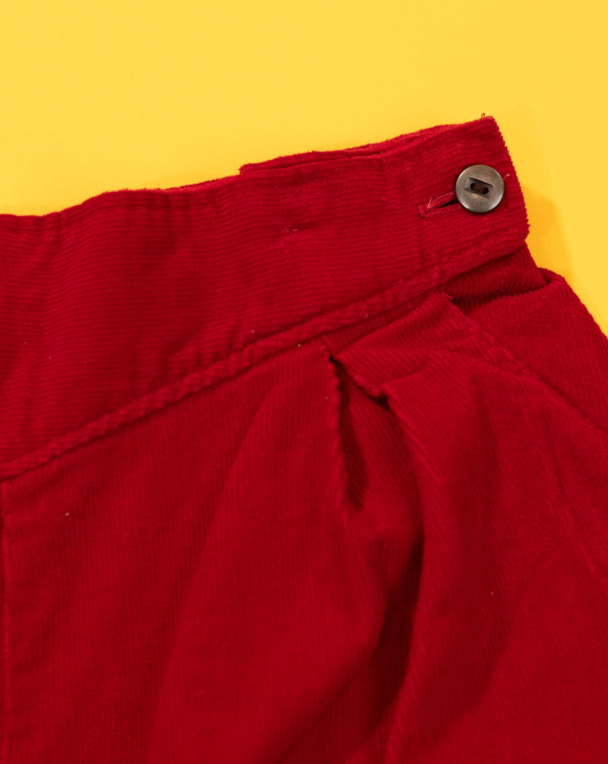 Vintage 90s Cabin Creek Hight Waisted Red Shorts