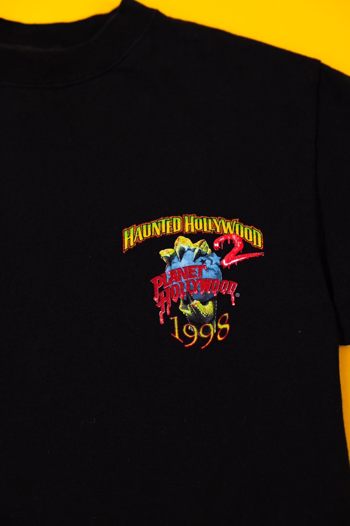 Vintage 1998 Planet Hollywood Haunted Hollywood 2 T-shirt