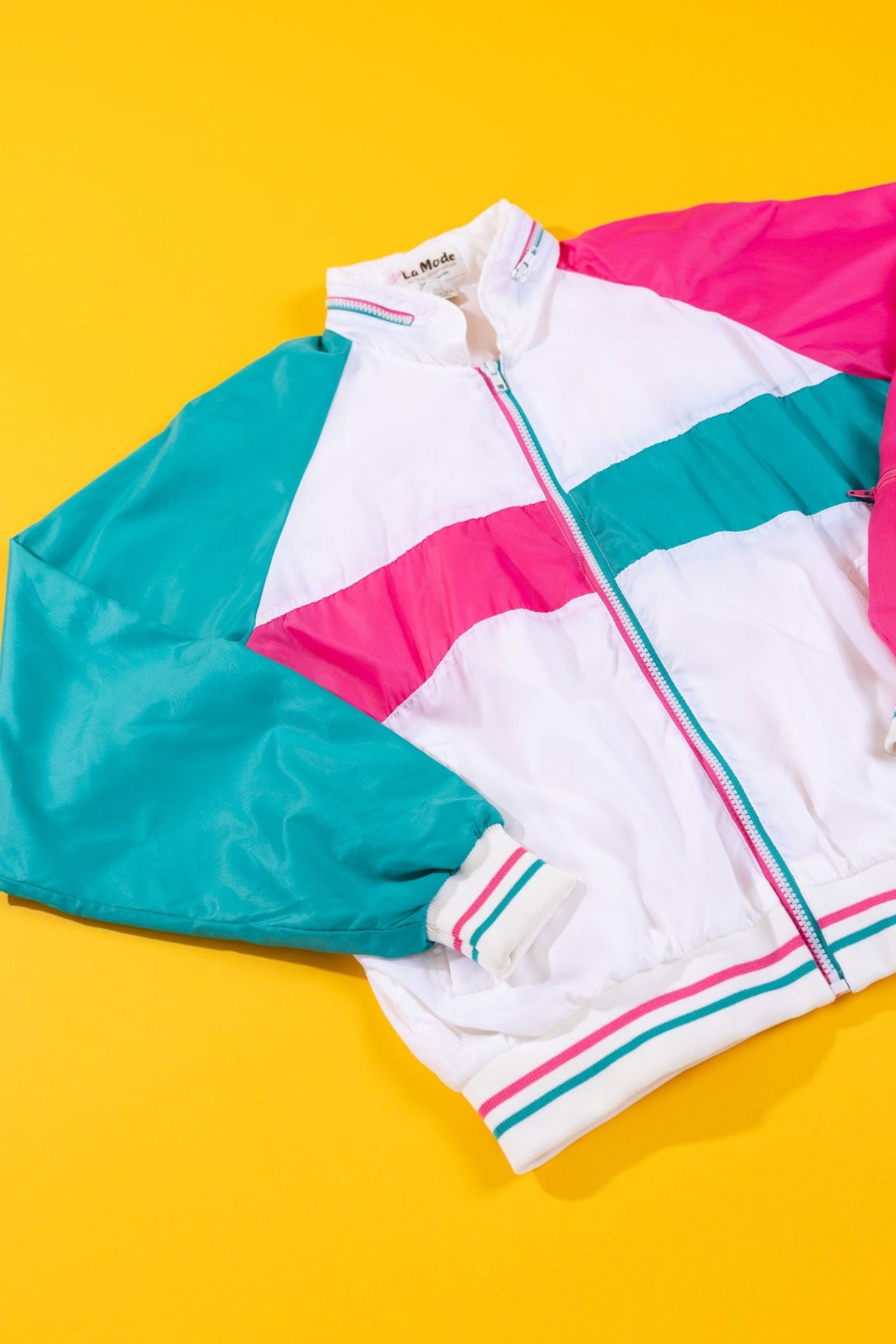 Vintage 90s Lady La Mode Active Sportswear Windbreaker