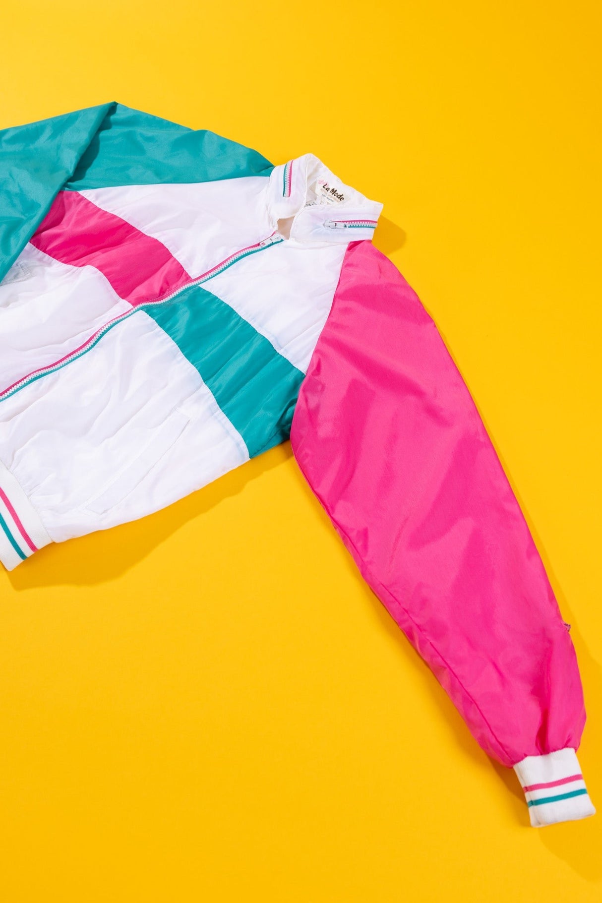 Vintage 90s Lady La Mode Active Sportswear Windbreaker