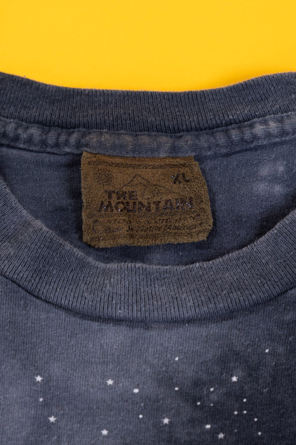 Vintage 1997 The Mountain Penn's Cave T-shirt