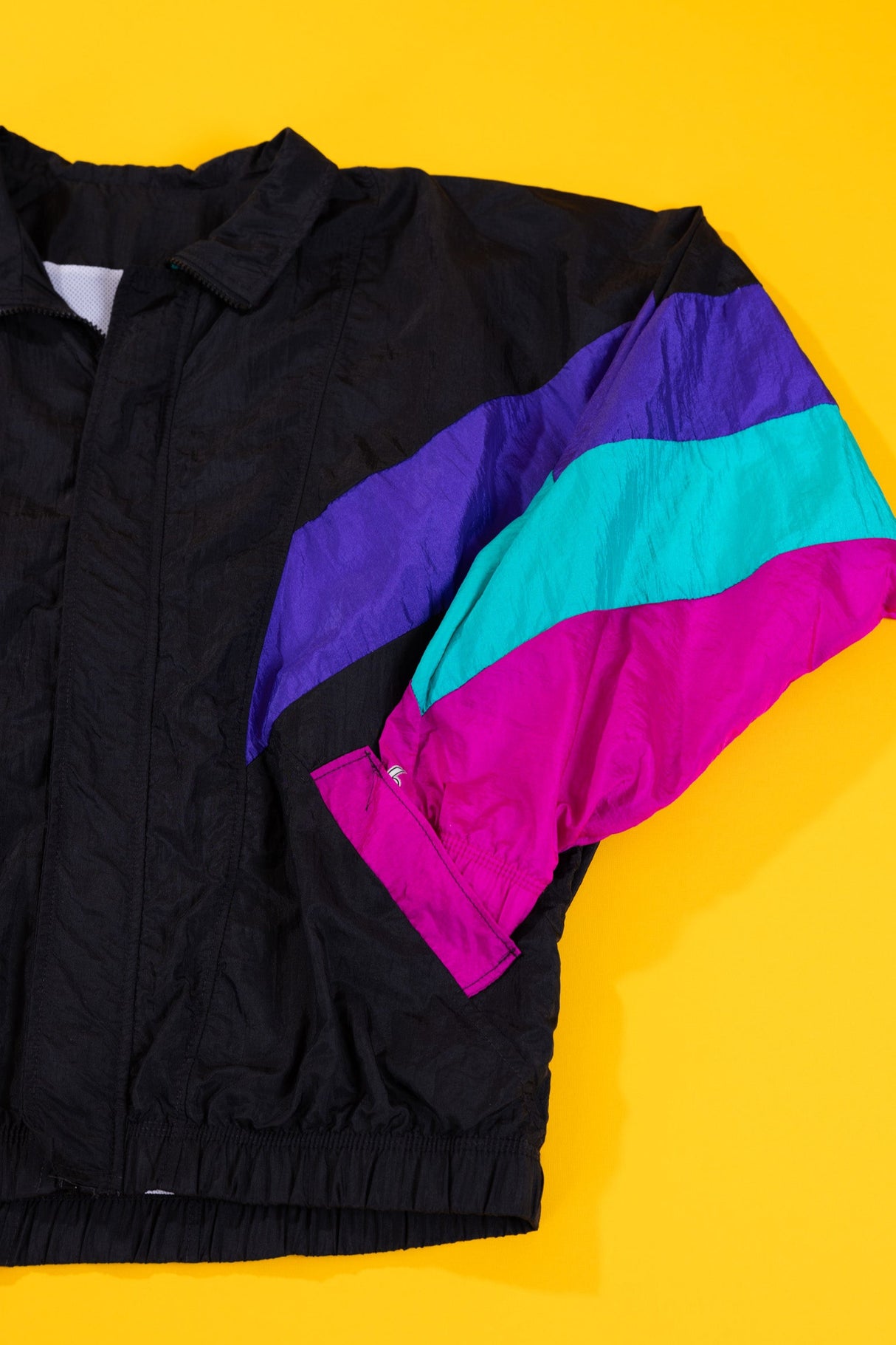 Vintage 90s Windbreaker