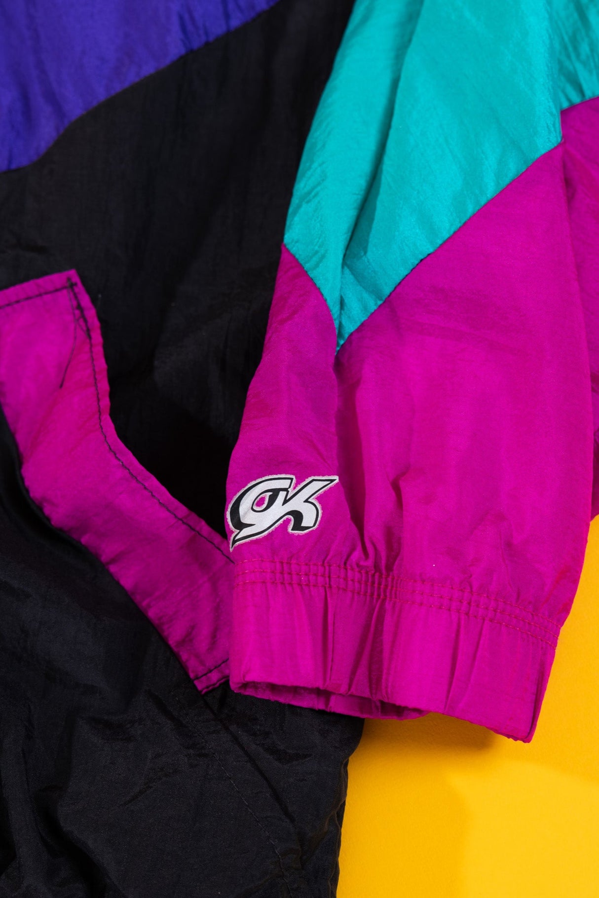 Vintage 90s Windbreaker
