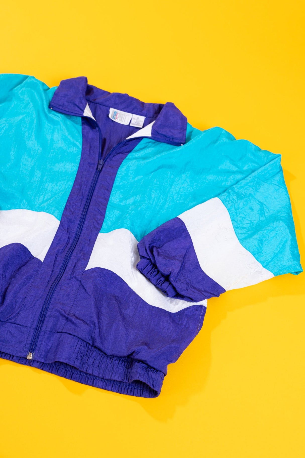 Vintage 90s Bold Spirit Windbreaker Jacket