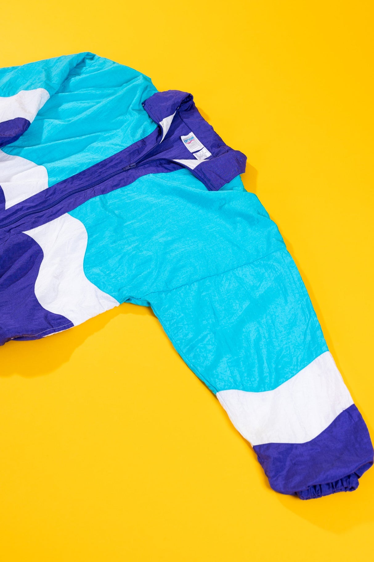 Vintage 90s Bold Spirit Windbreaker Jacket