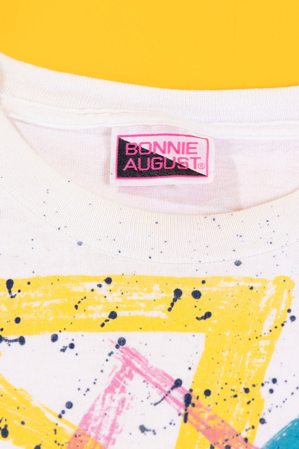 Vintage 90s Bonnie August Retro T-shirt
