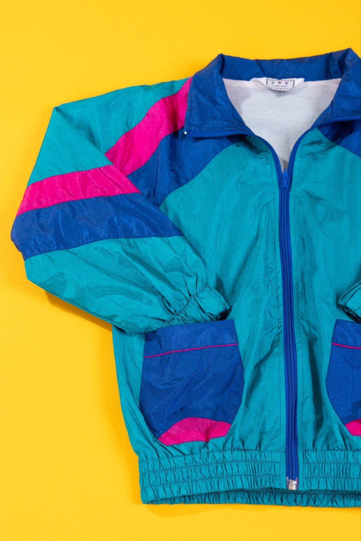 Vintage 90s J.P.I Company Windbreaker (Kids - M)
