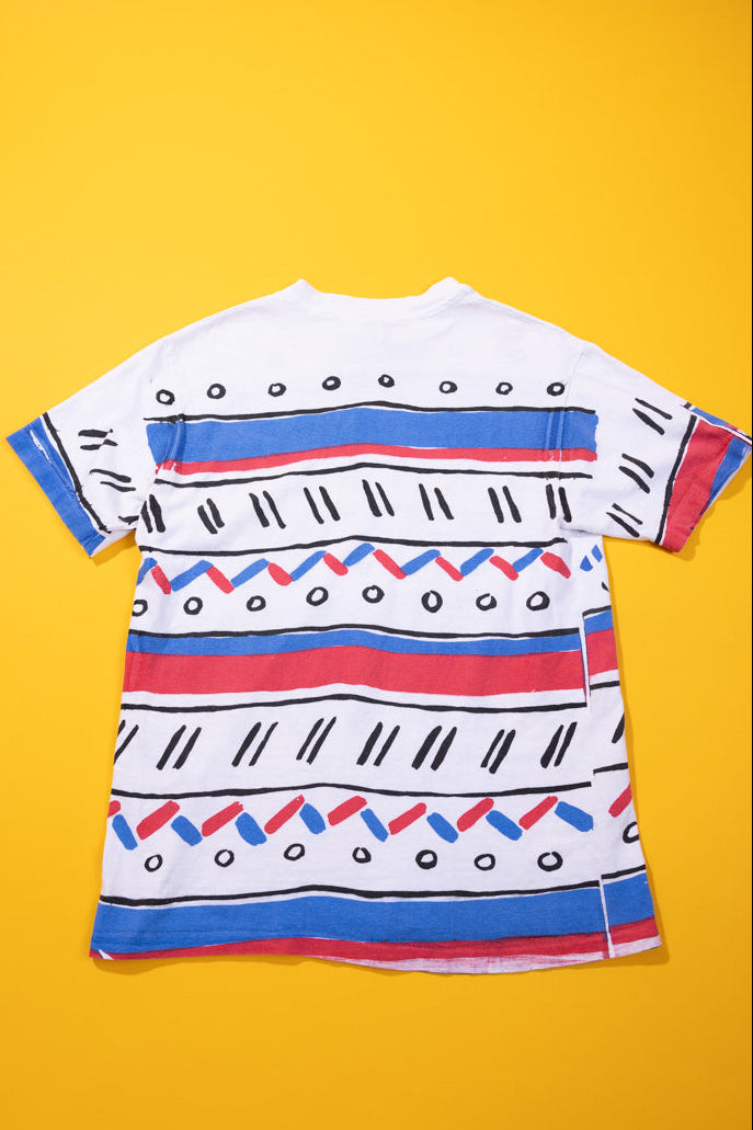 Vintage 90s Retro All Over Print T-shirt