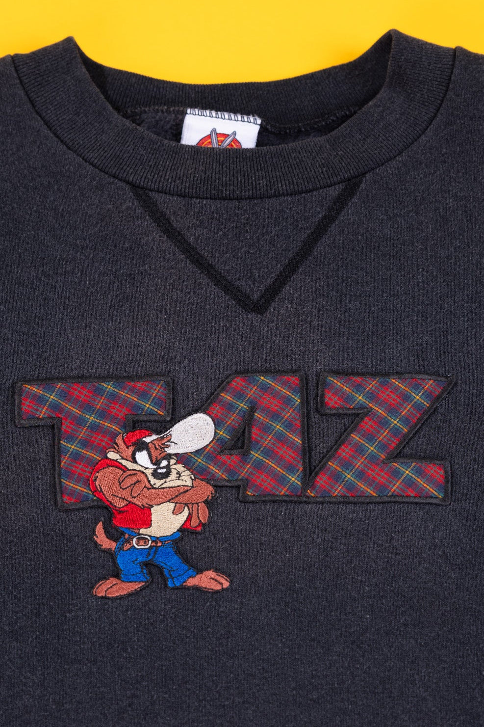 Vintage 1997 Taz Looney Tunes Crewneck Sweater