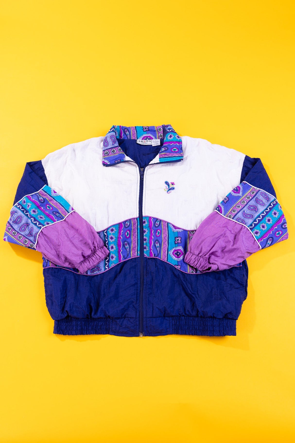 Vintage 90s Akita Windbreaker