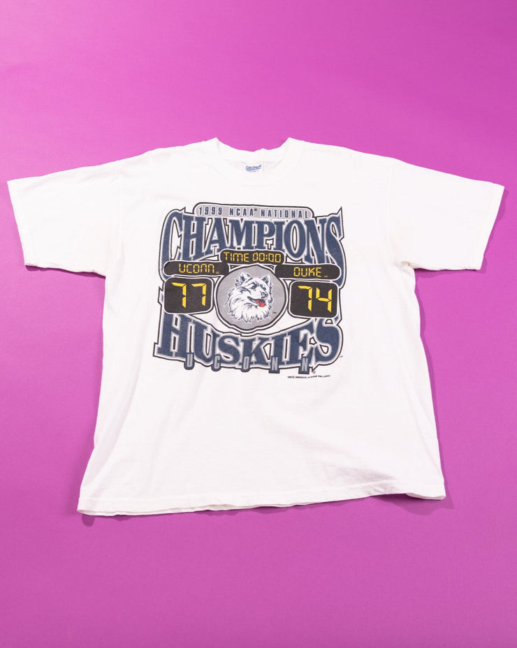 Vintage 1999 NCAA UCONN Championship T-shirt