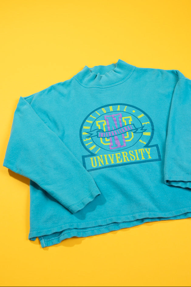 Vintage 80s International News Crewneck