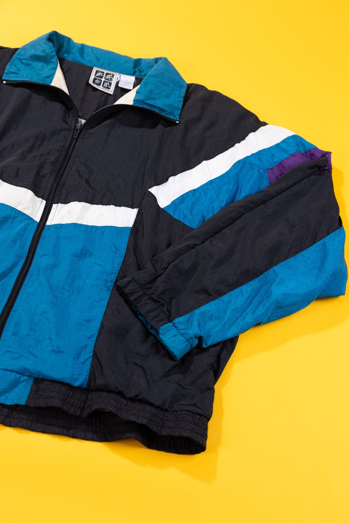 Vintage 90s Active Wear Windbreaker