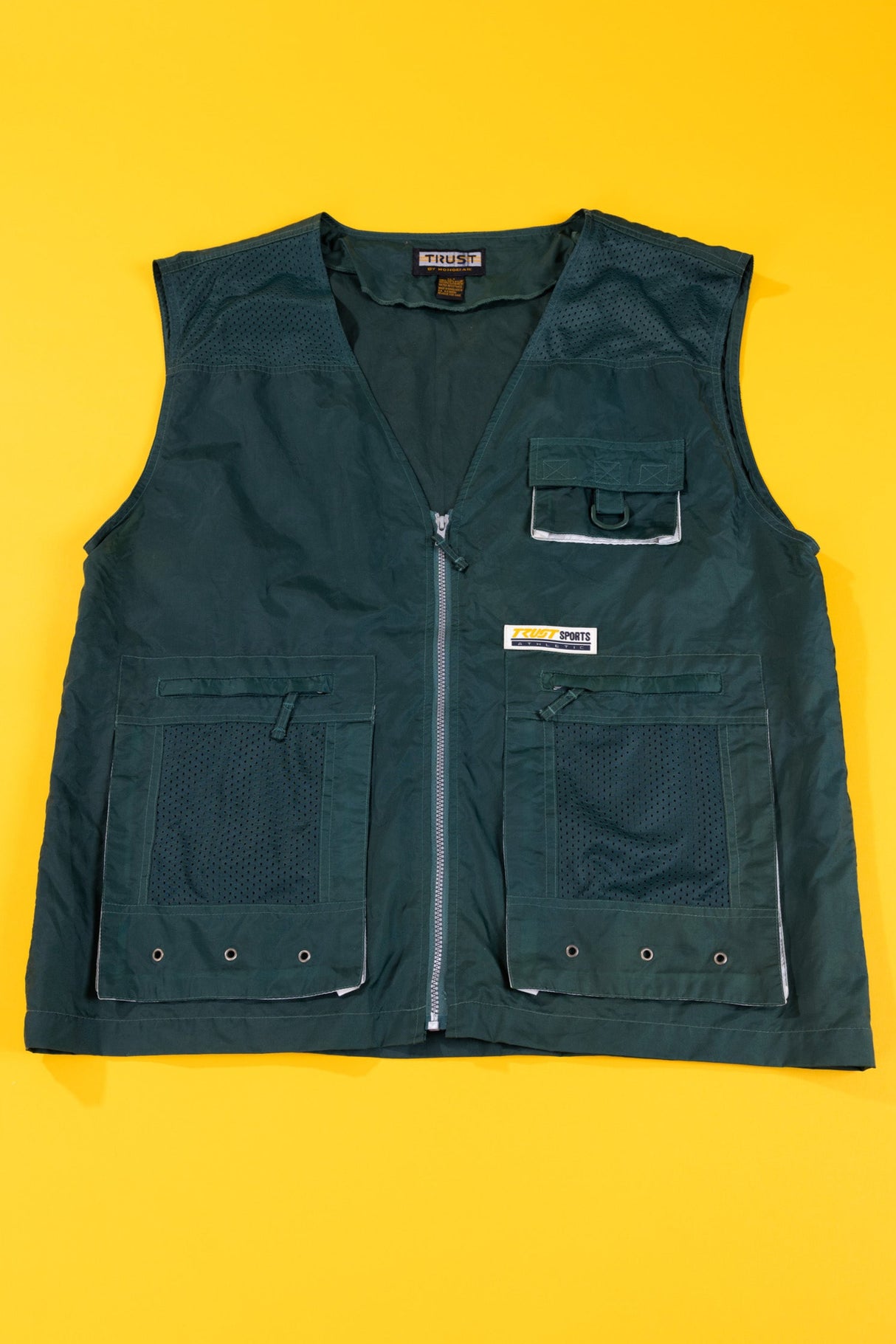 Vintage 90s Trust by Monobaik Vest