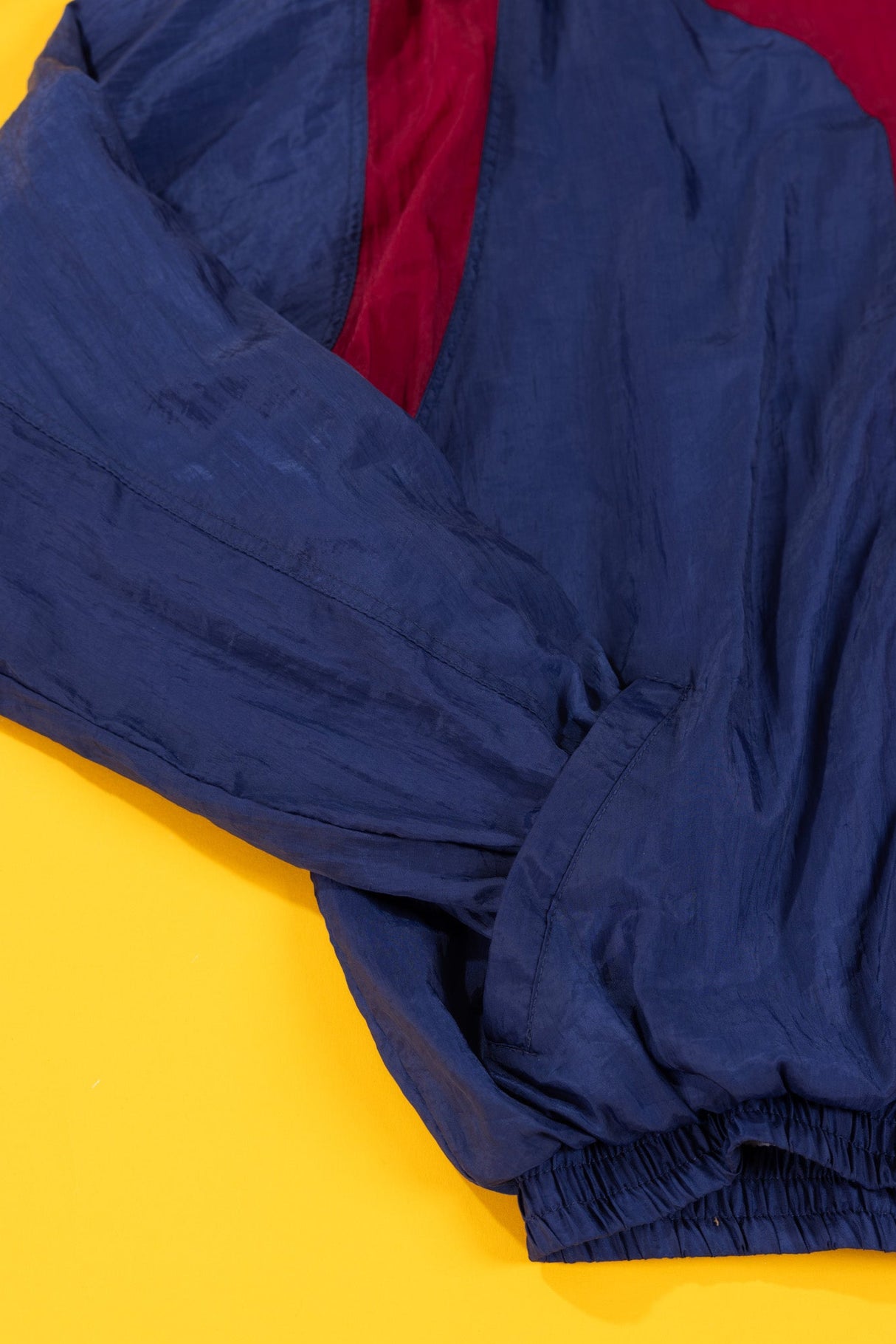 Vintage 90s Volleys Sport Windbreaker