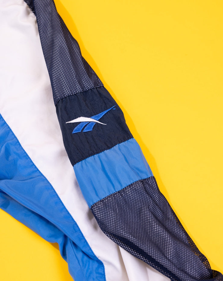 Vintage 90s Reebok Windbreaker Pullover (Blue/Baby Blue)
