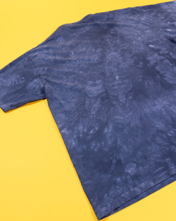 Vintage Y2K The Mountain Aztec Campfire Tie-dye T-shirt