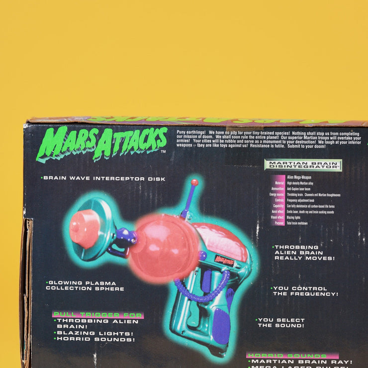 Vintage 1996 Mars Attacks Martian Brain Disintegrator Gun